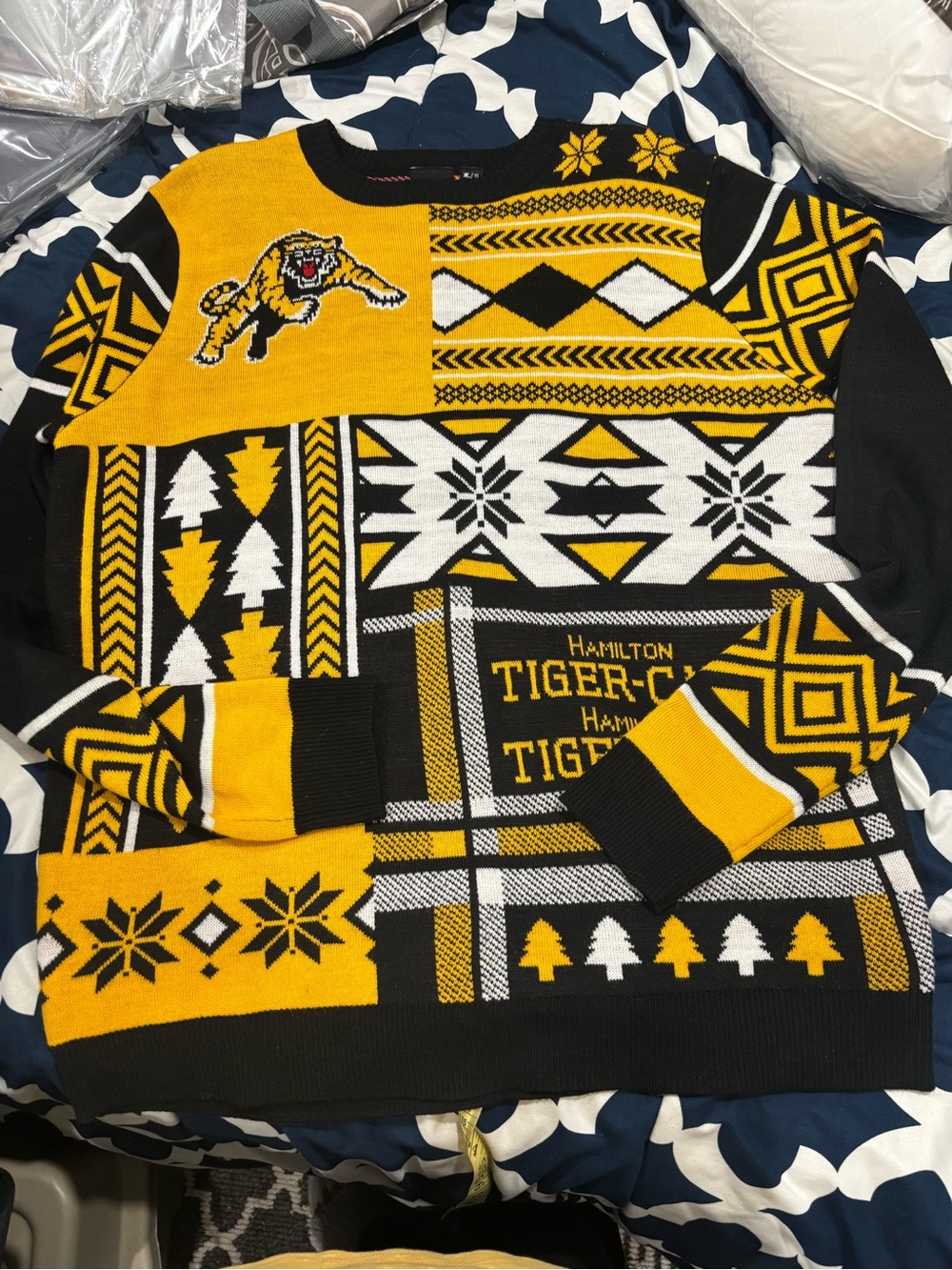 Hamilton Tiger-Cats Yellow & Black Crewneck Sweater